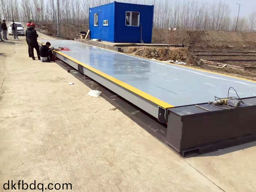 定(ding)製(zhi)汽(qi)車衡